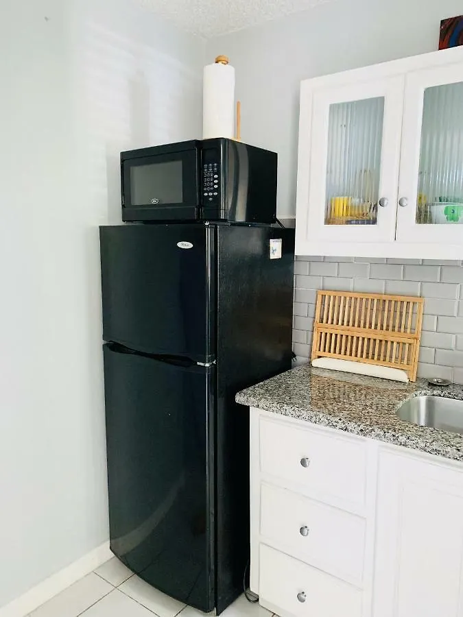 Studio 13 Apartment Kingston
